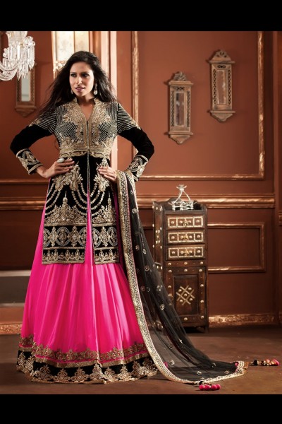 Charming Look Giving Lehenga Choli In Pink & Black 1